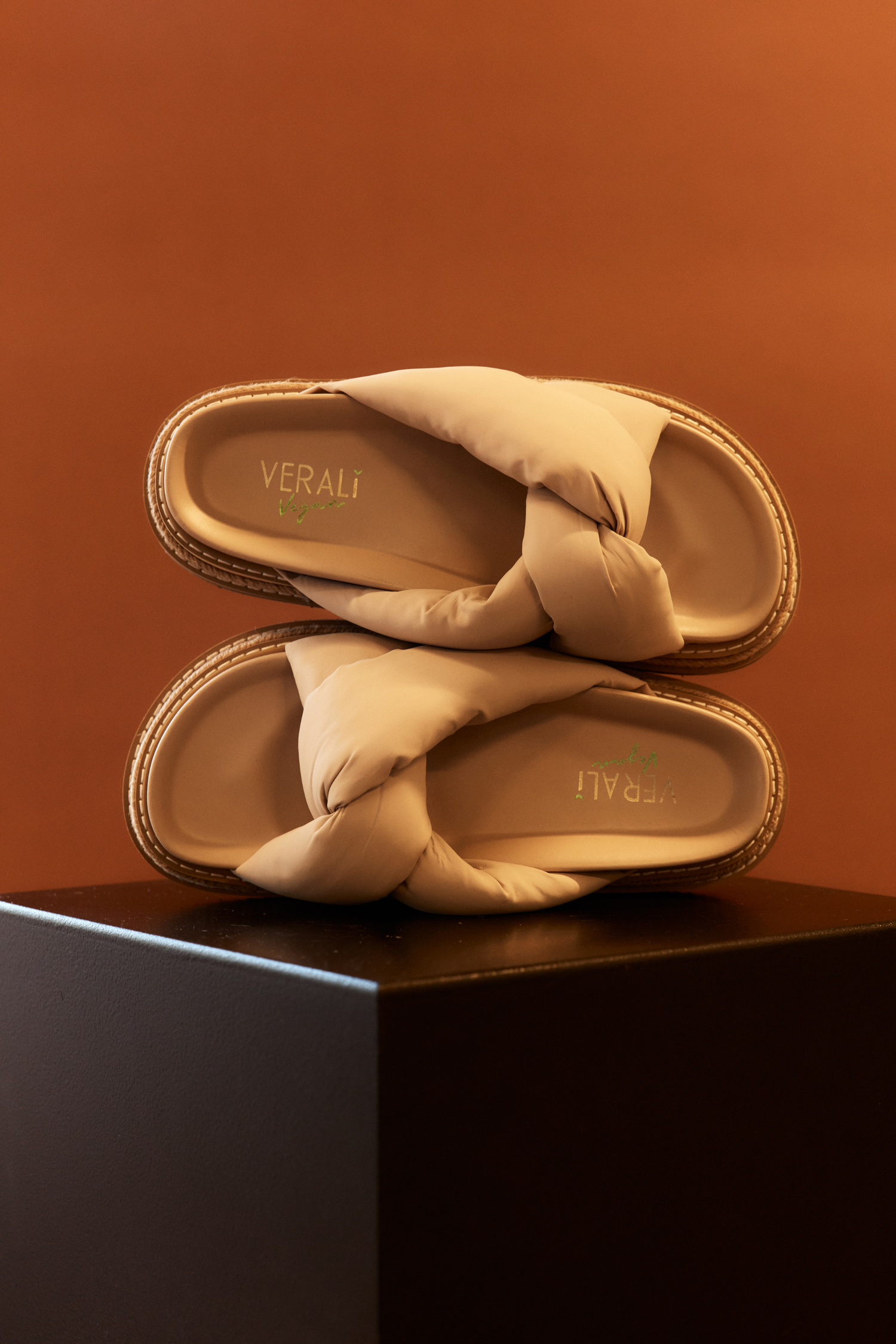 Thames Flatform Slides - Stone Beige