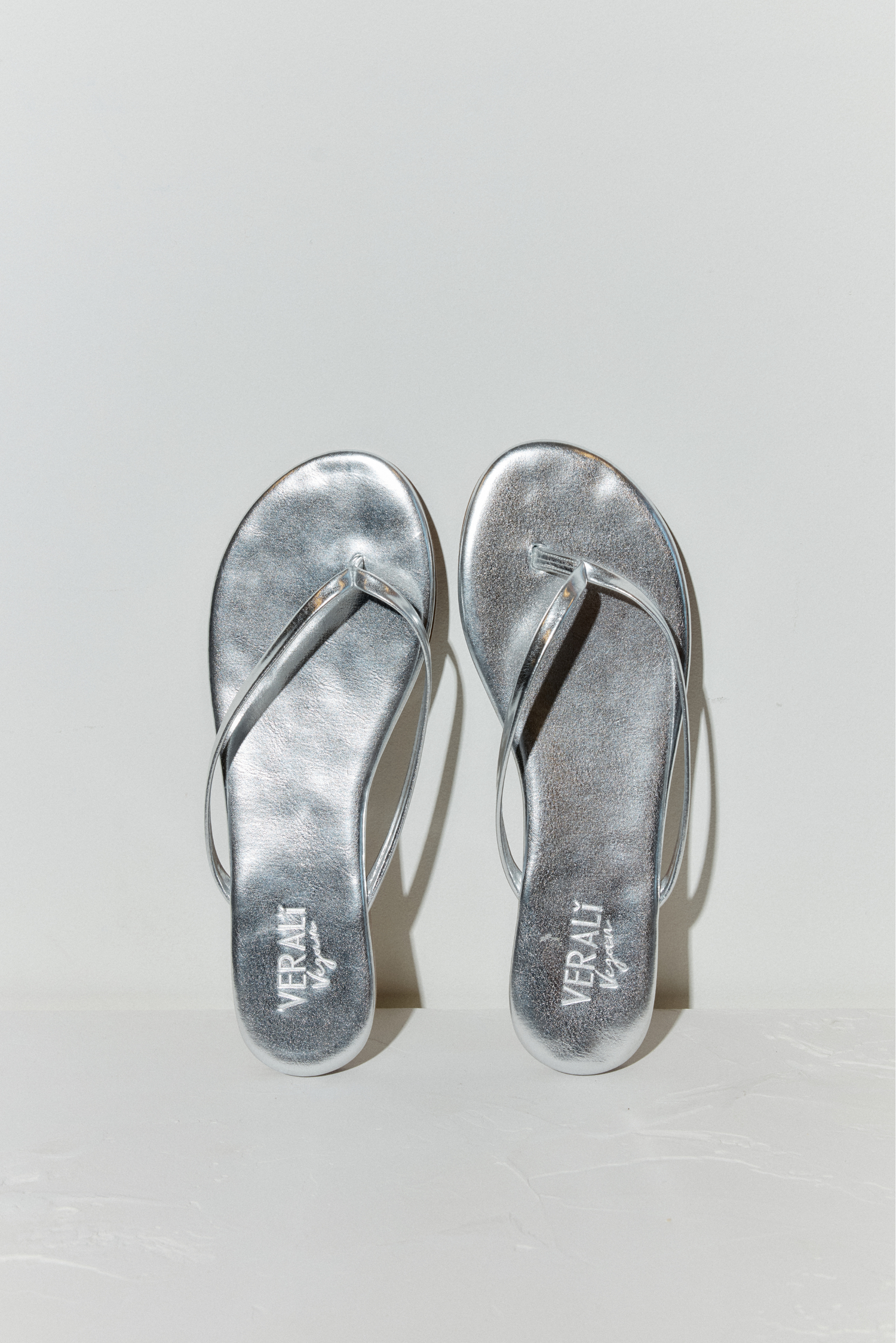 Tori Thongs - Silver Metallic