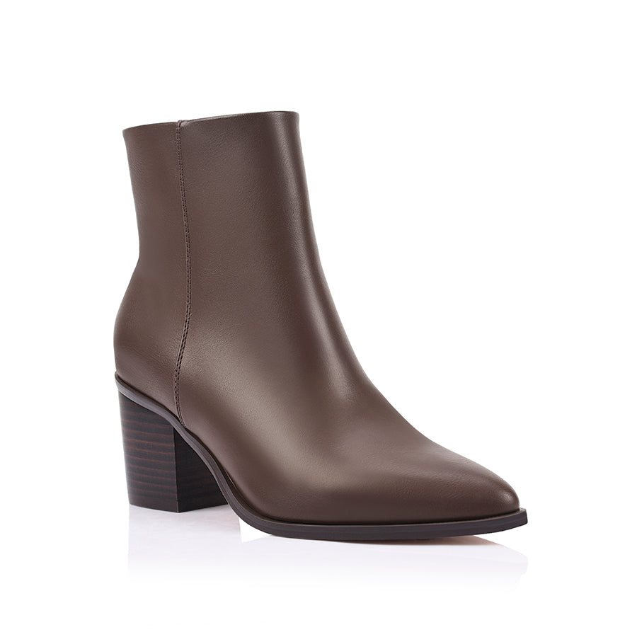 Brown ankle boot with zip closure and smooth upper