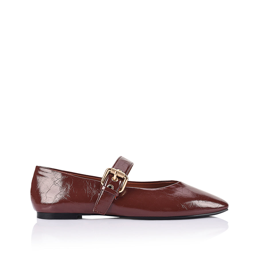 Crinkled texture Mary-Jane ballet flat with gold buckle
