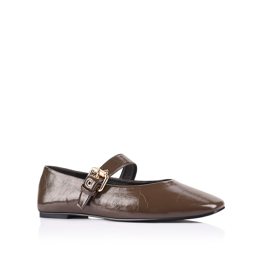 Crinkled texture Mary-Jane ballet flat with gold buckle