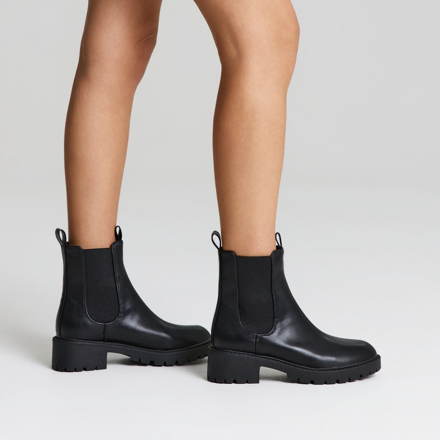 Jace Chelsea Combat Boots - Black Smooth