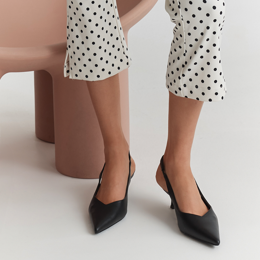 Lush Slingback Kitten Heels - Black