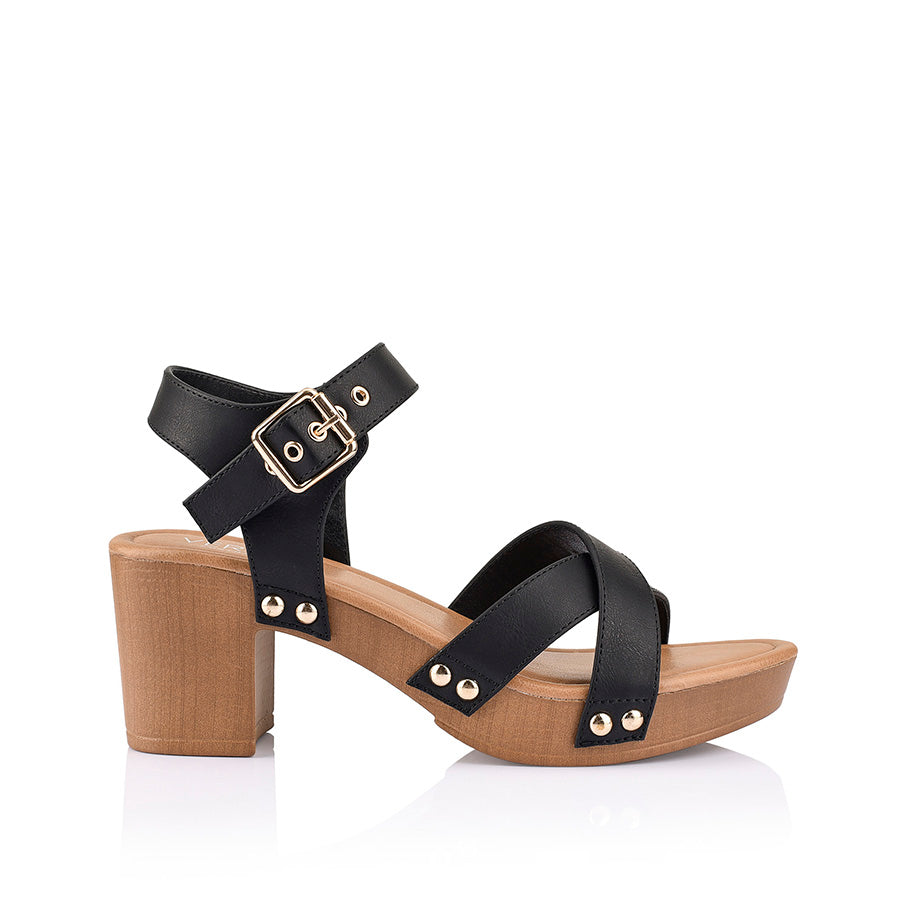 Block top heel clogs