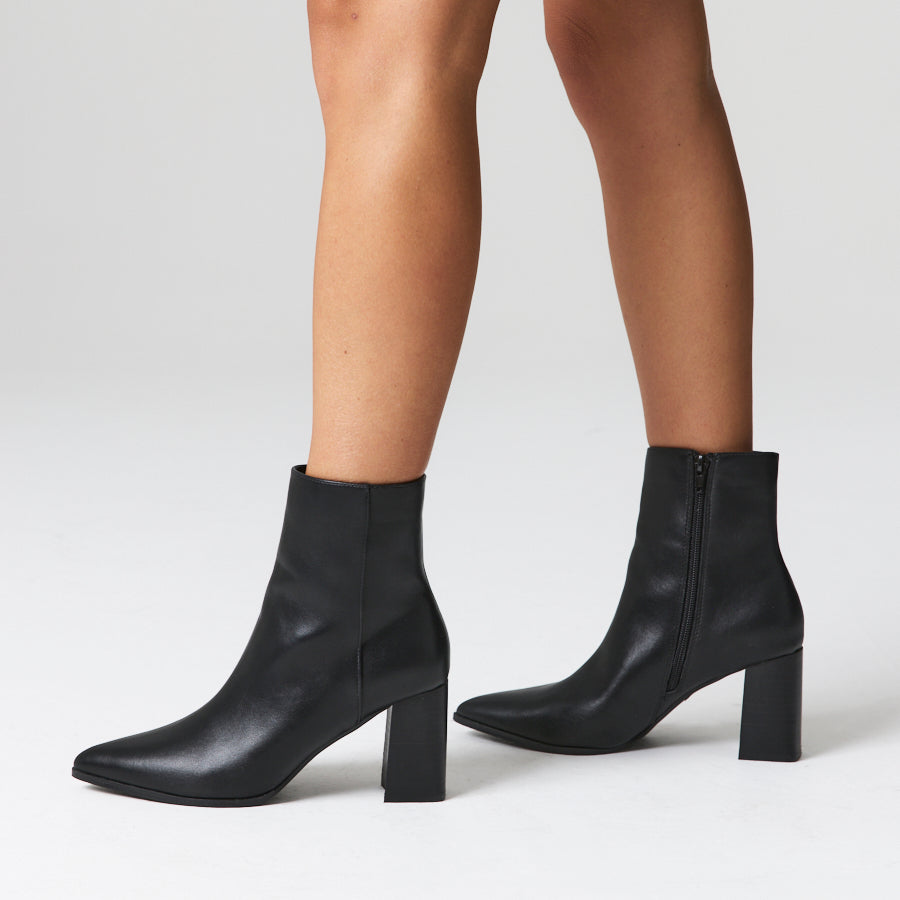 Maxine Ankle Boots - Black
