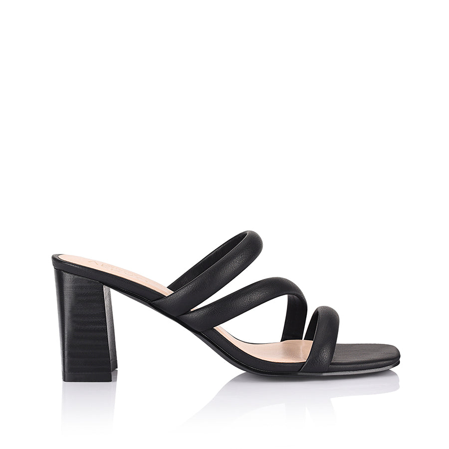 NaeNae Block Heel Sandals Black – Verali Shoes - Main Image