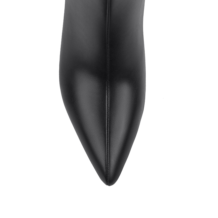 Black high knee smooth boot with a kitten heel and zip closure