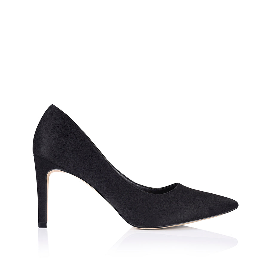 Black sales court heels