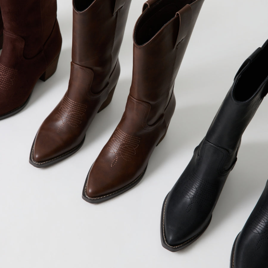 Benny Cowboy Boots - Black Distressed