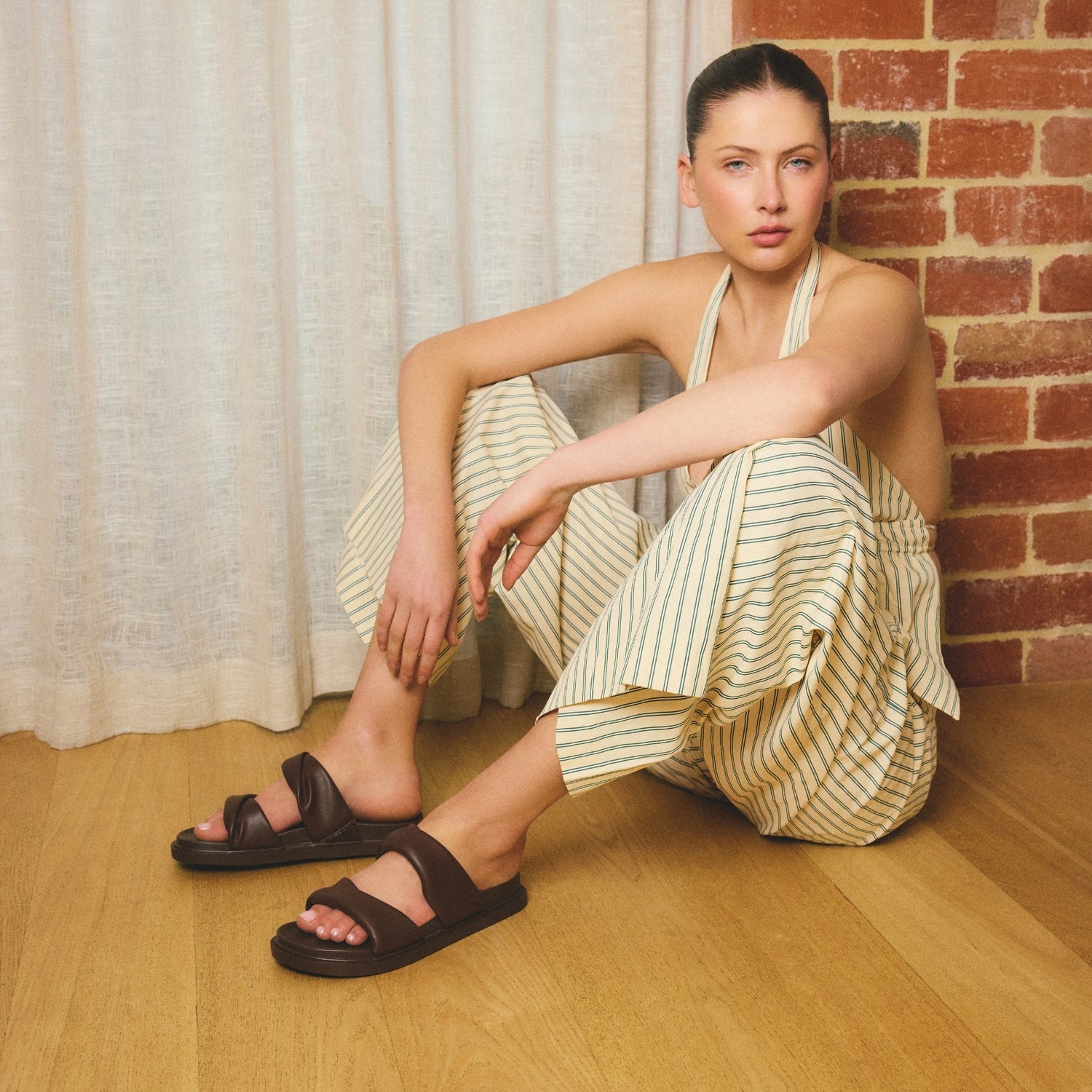Bindy Footbed Slides - Chocolate Brown