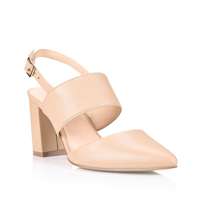 Closed toe 2025 nude block heels