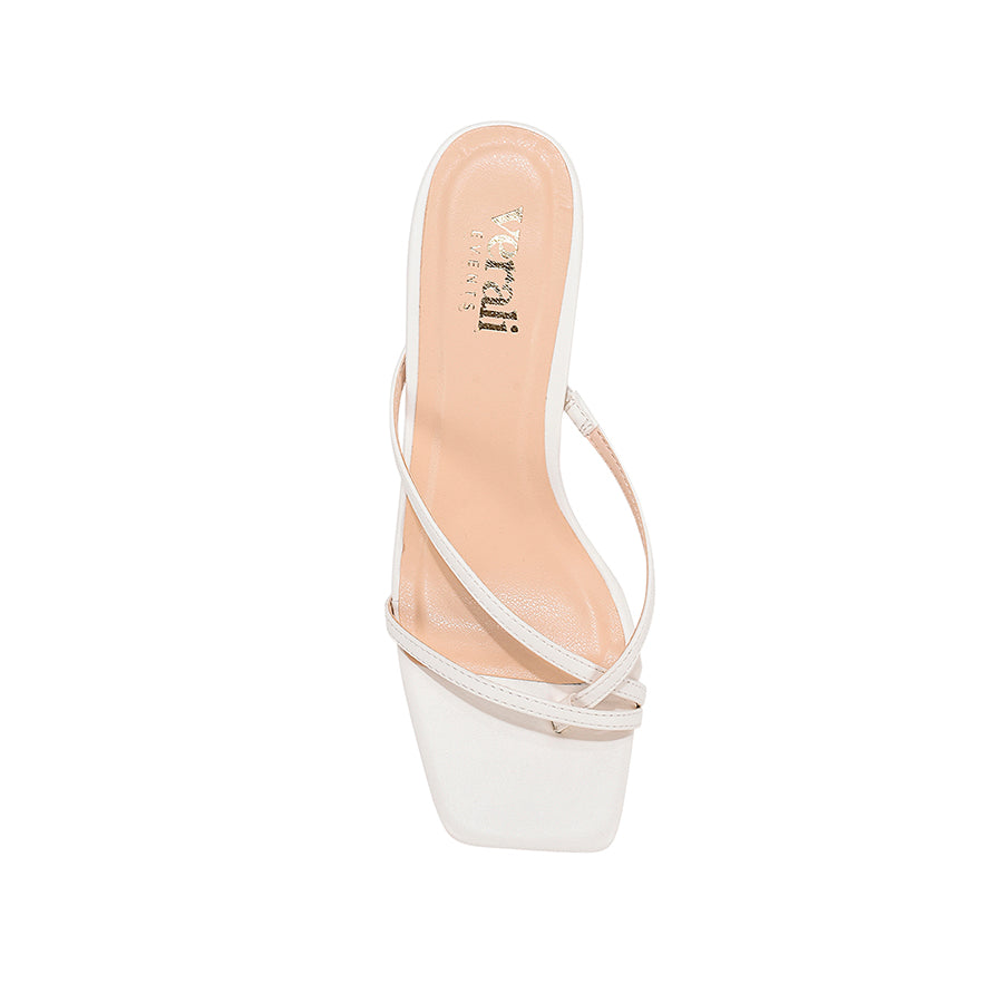 Este Strappy Mules - Chalk White