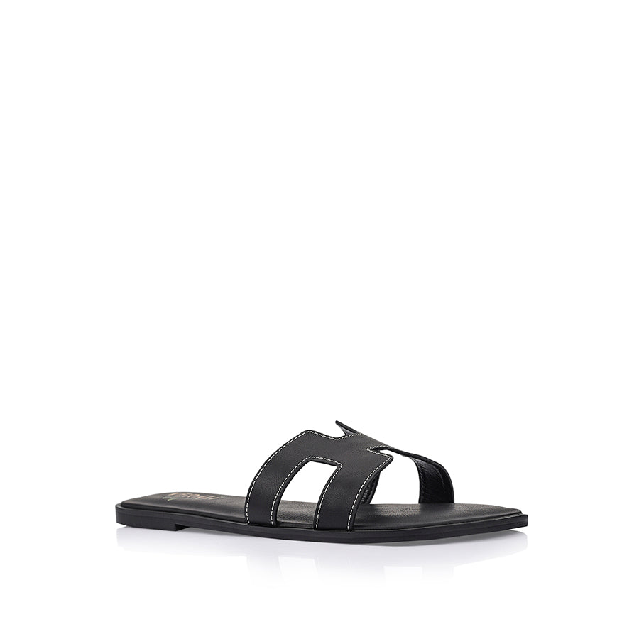 Women's flat sandal in black vegan leather for summer