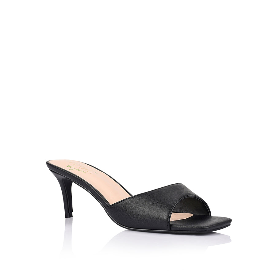 Women's slip on mule in vegan black materials with square toe