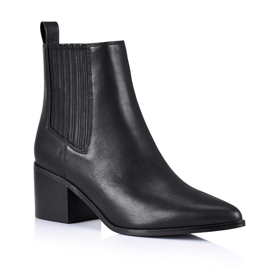 Fillipin Chelsea Ankle Boots - Black