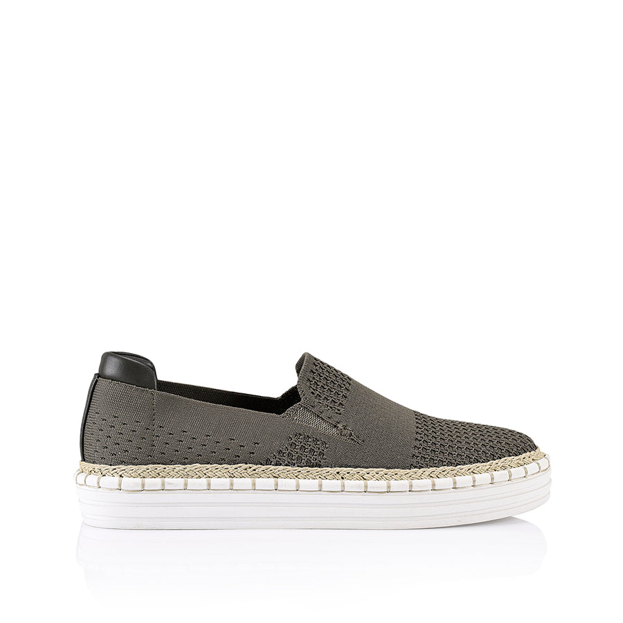 Queen Slip On Sneakers - Khaki